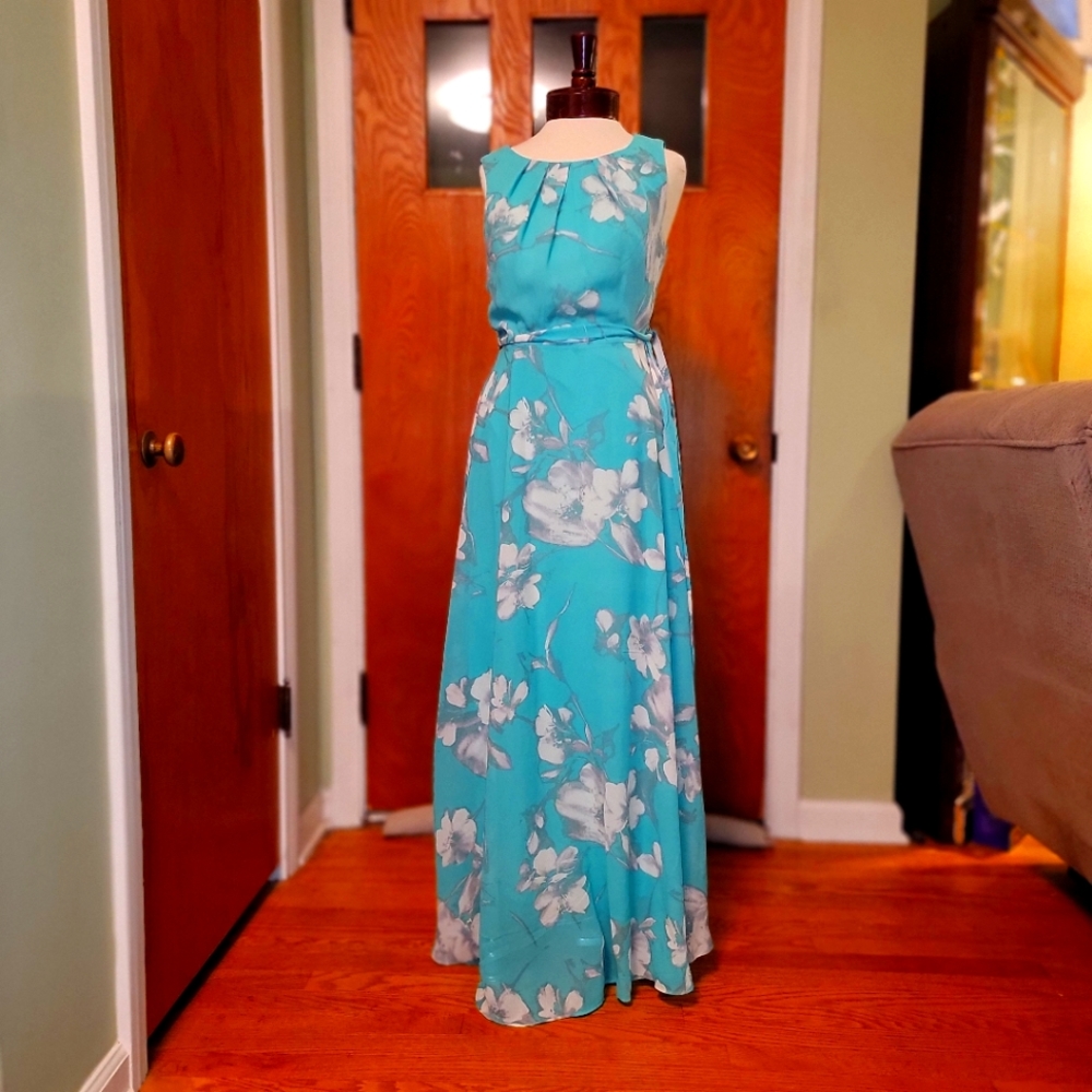 Sleeveless Dress